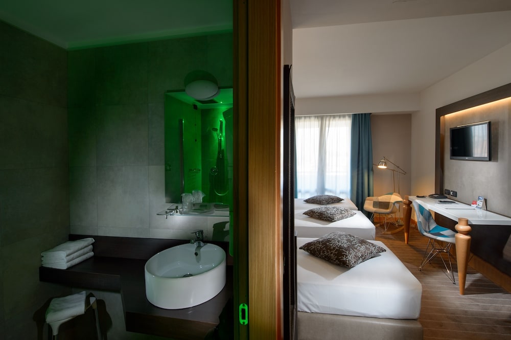 ELITE HOTEL RESIDENCE 21/69