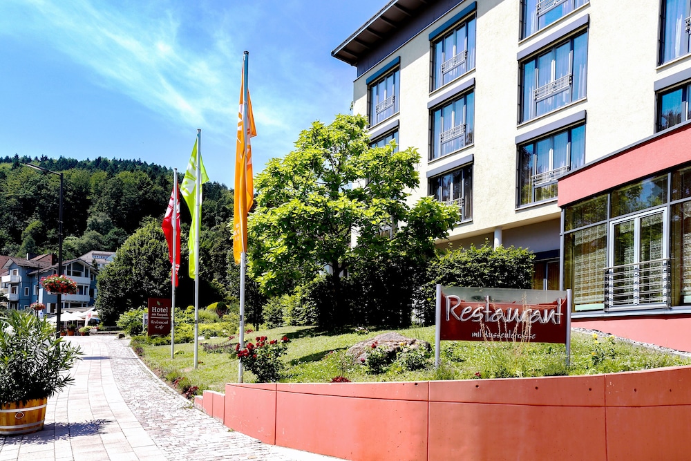 Nashira Kurpark Hotel 39/54