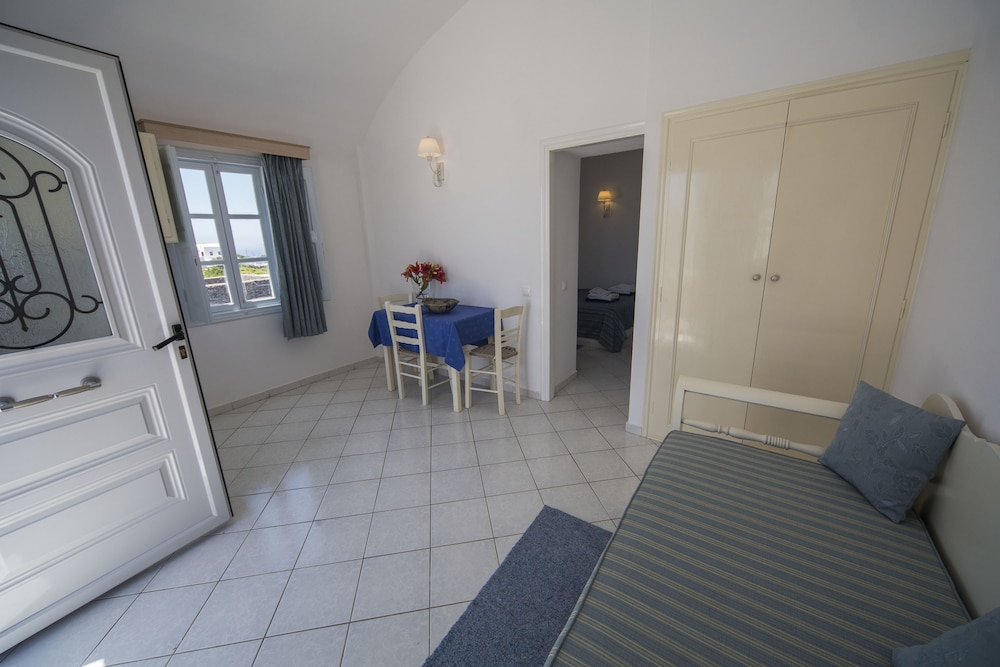 Ianthe Apartments And Villa 27/50