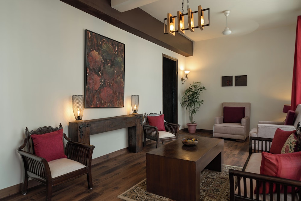 WoodSmoke resort &amp; Spa 28/50