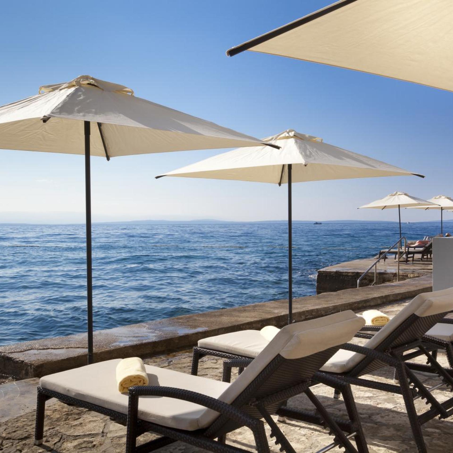 Hotel Lungomare 41/44