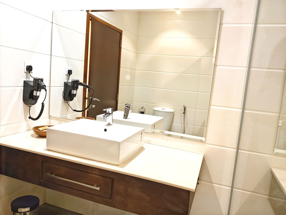 Avasta Resort And Spa 47/50