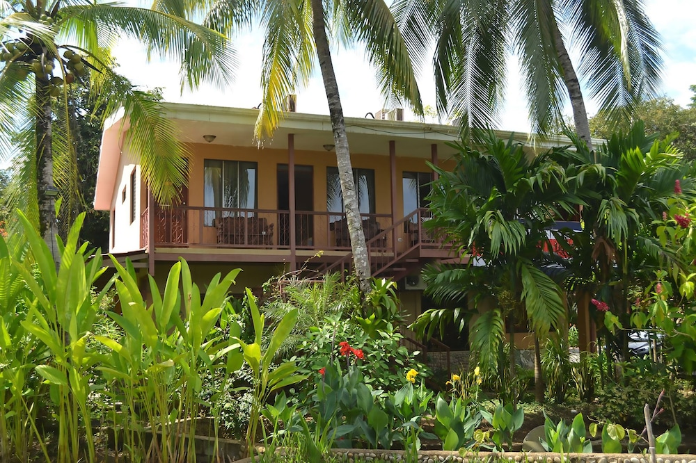 Hotel Diuwak 2/74