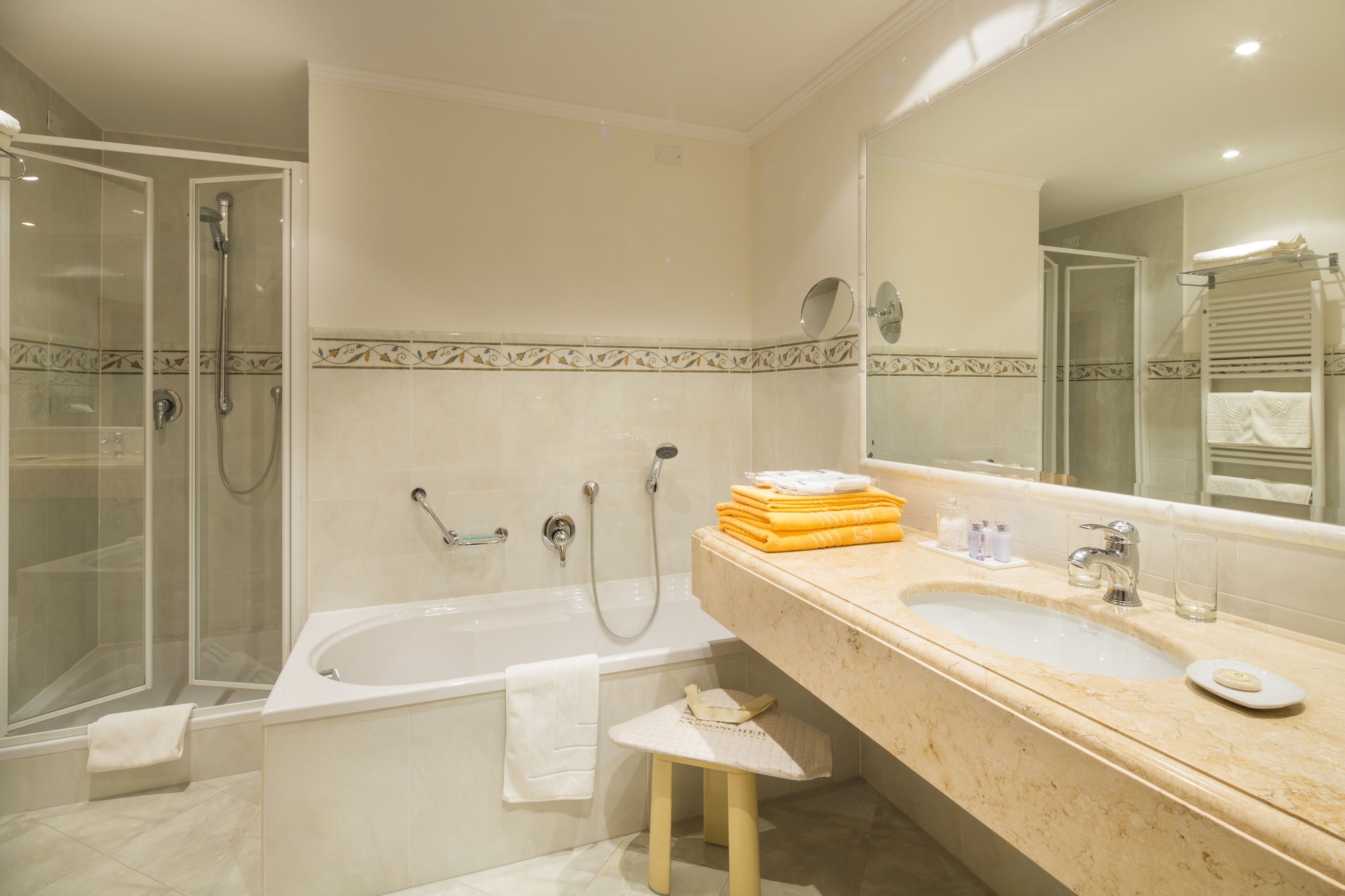 غرفة سوبيريور بسريرين منفصلين، Hotel Sassongher 3/3