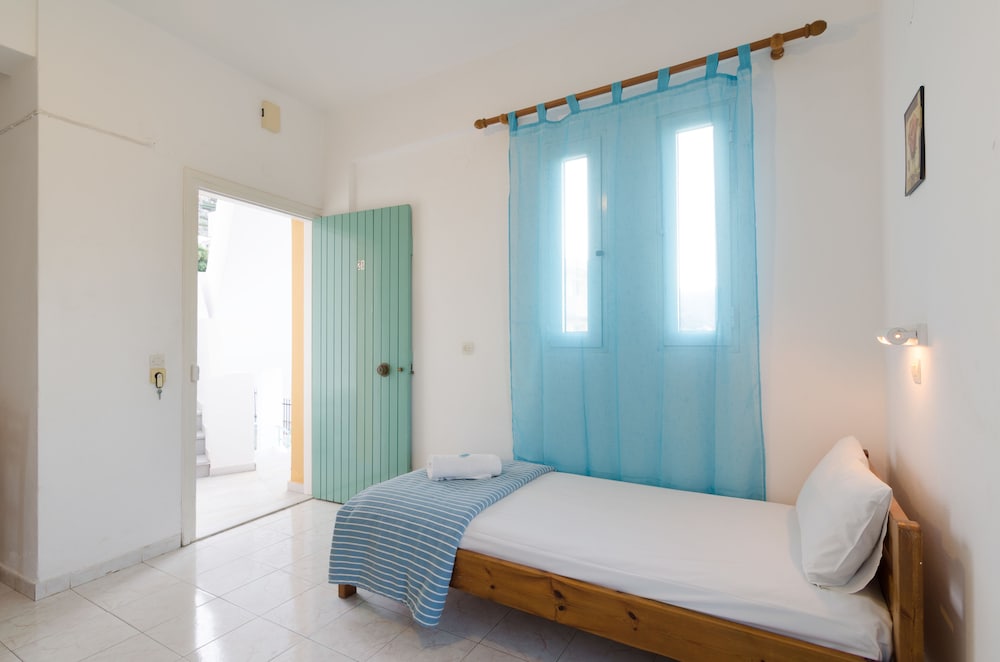 Aglaia Studios and Apartments 20/63