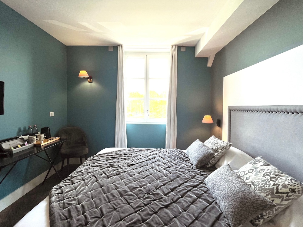 Hotel & Restaurant Des Basses Pyrenees 18/50
