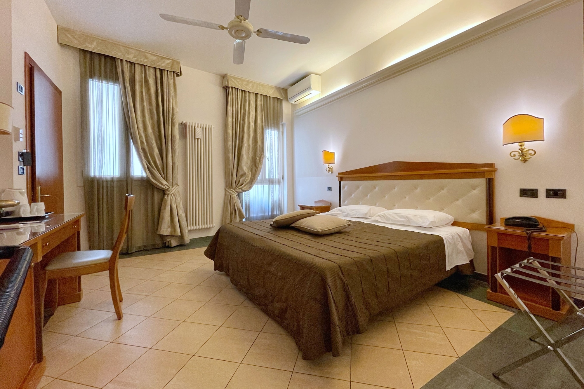 STANDARD, DOUBLE OR TWIN BED