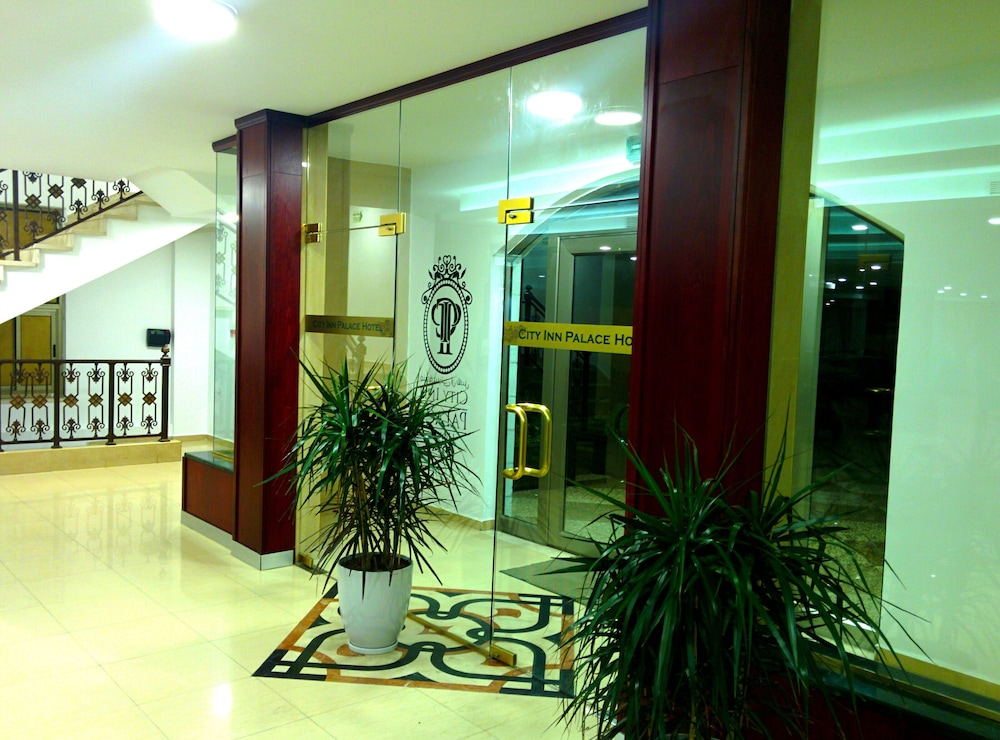 City Inn Palace Hotel 6/50