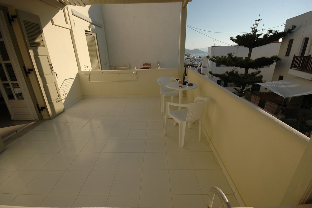 OCEAN VIEW 21/51