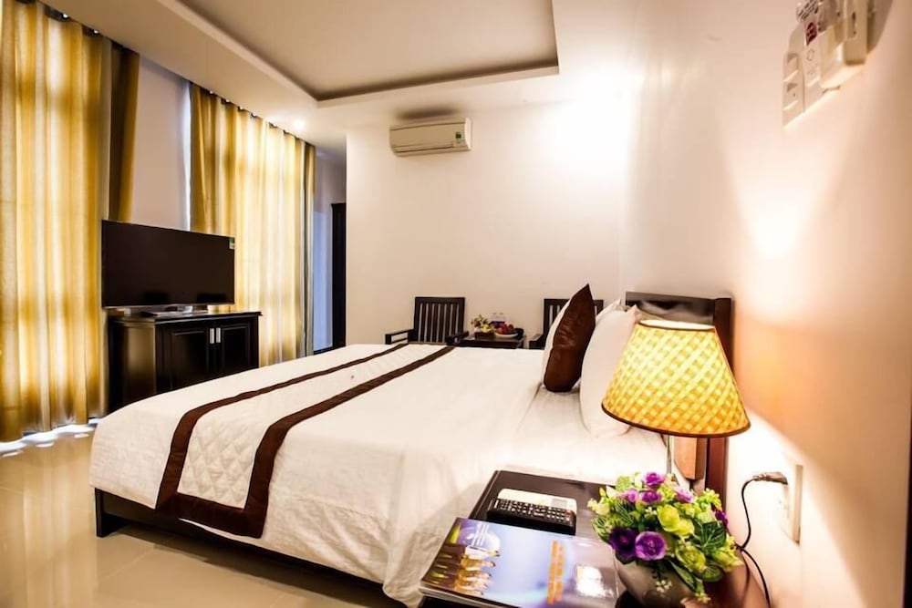 Night Sky Hotel 15/51