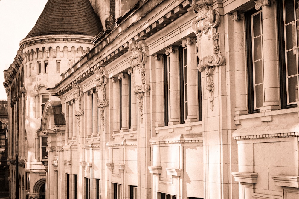 Stock Exchange Hotel 3/46