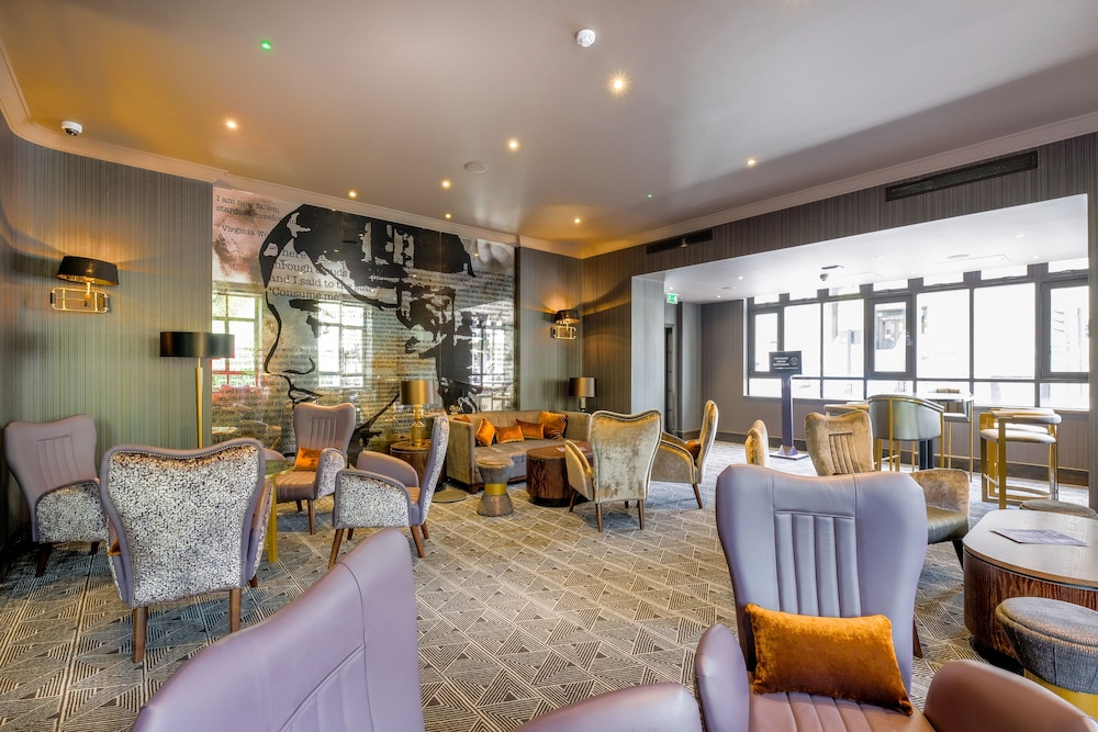 Tavistock Hotel 40/71