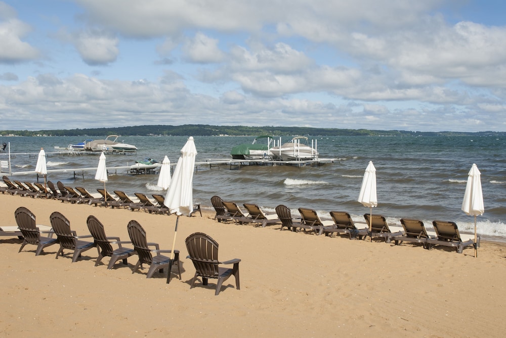 Grand Beach Resort Hotel 32/46