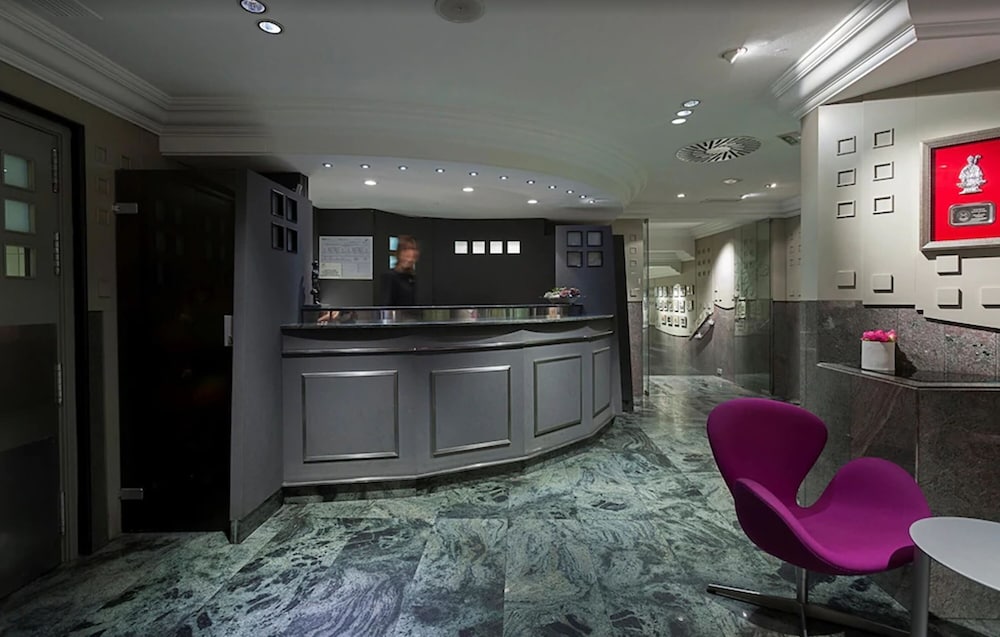 Europa Hotel 2/57