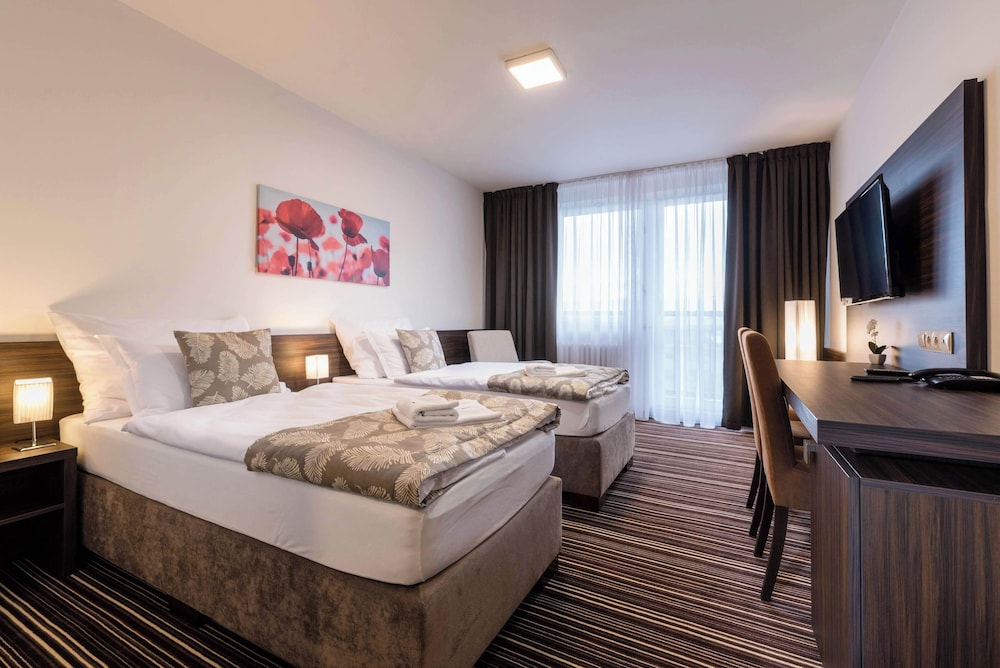 Hotel Satel 8/50