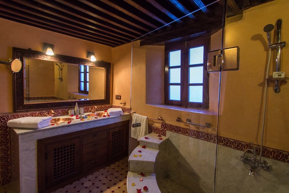 Riad Les Remparts de Fes 68/72
