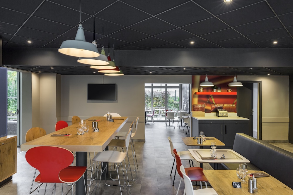 restaurant-cafeteria
