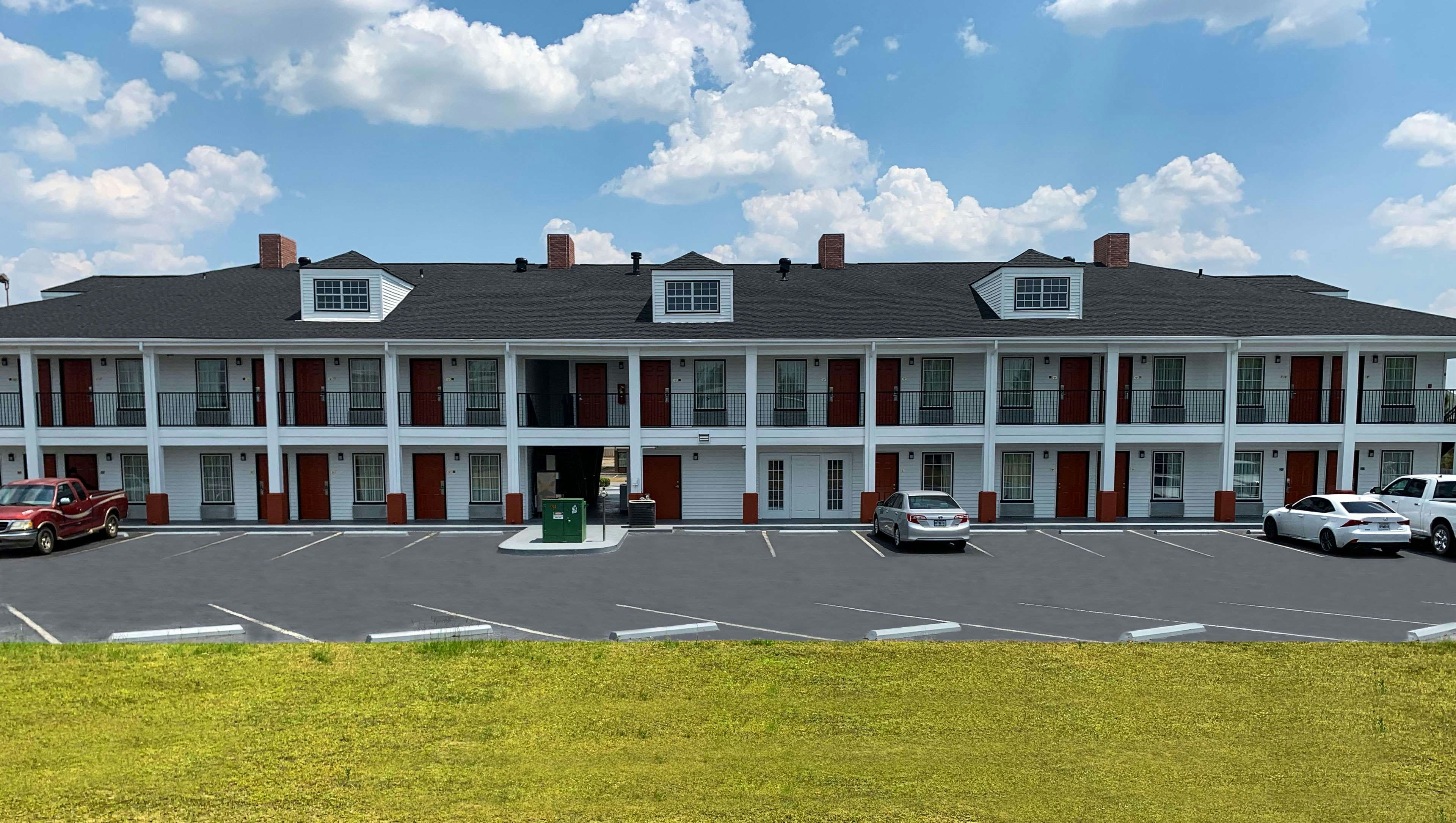 Western Motel 39/41