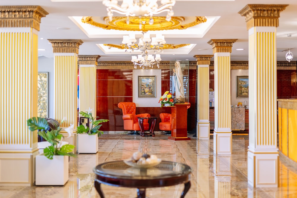 Monicca Collection Suites and Residences 19/74