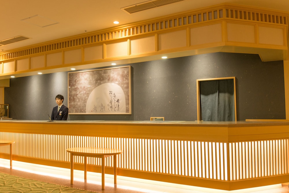 YUZAWA GRAND HOTEL 2/33