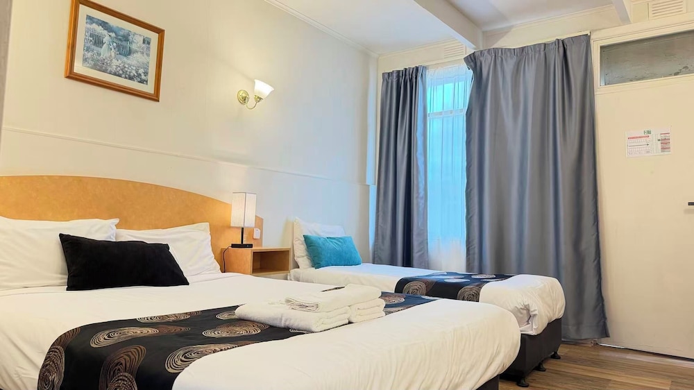 STANDARD, TWIN BEDS