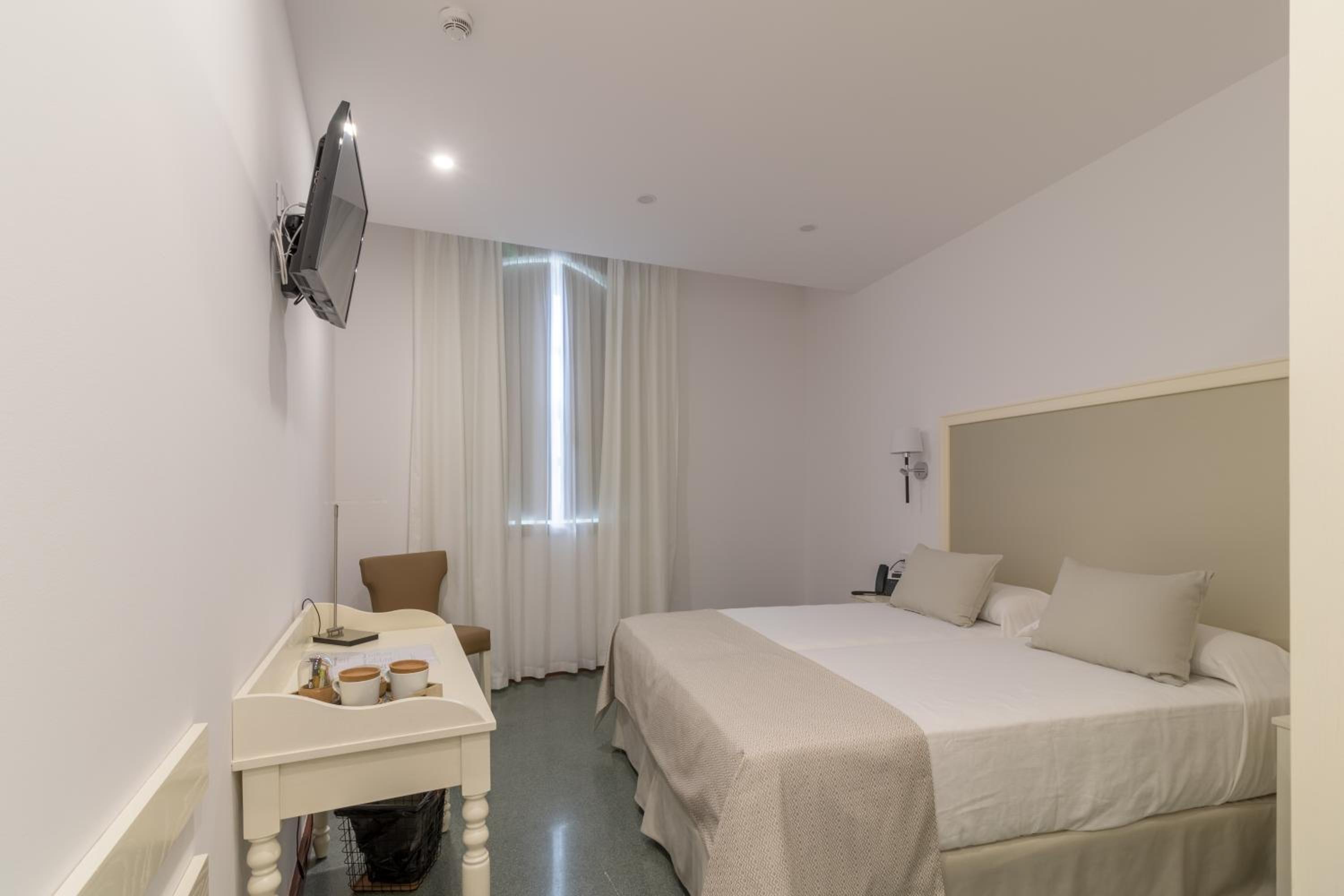 Hotel Holiday Time 23/40