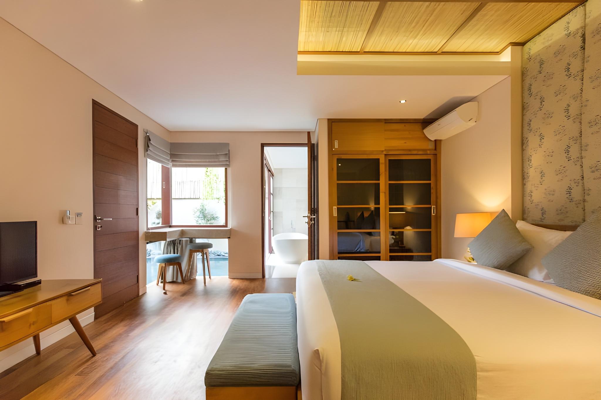 2 BEDROOMS, VILLA, PRIVATE POOL