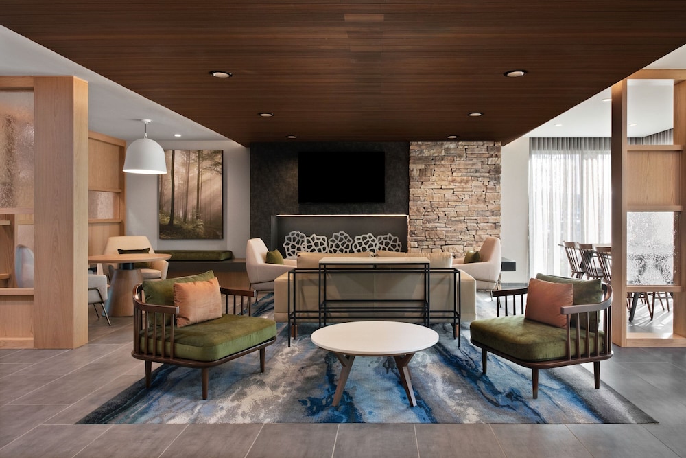 Fairfield Inn & Suites Chino 22/27