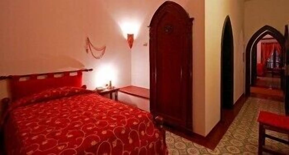 Arnaldo Aquila DAOro Hotel 7/39