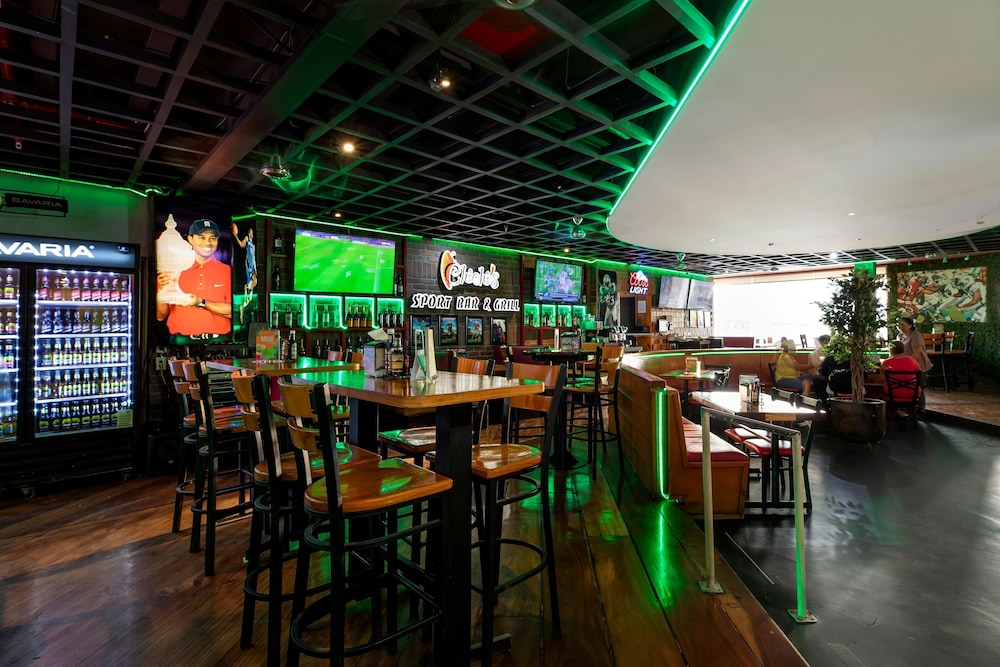 Holiday Inn San Jose La Sabana an IHG Hotel 33/47