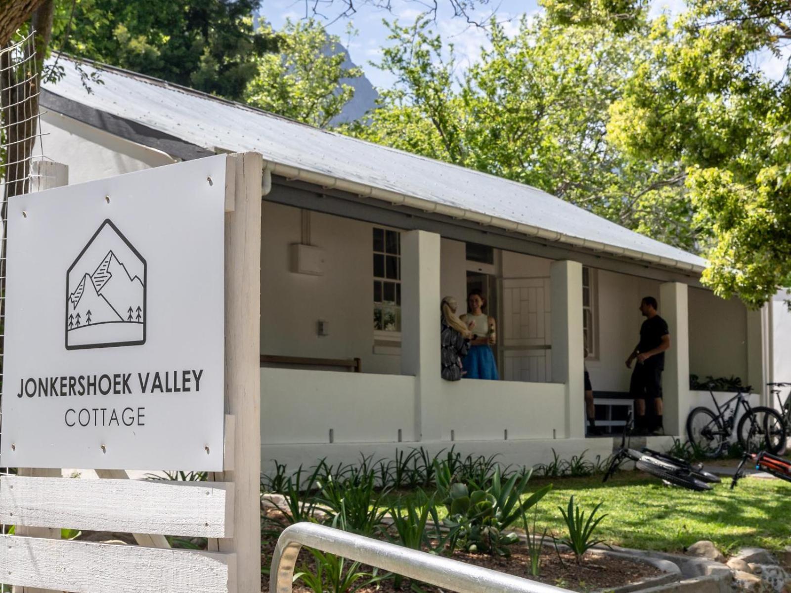 Jonkershoek Valley Cottage 2/24