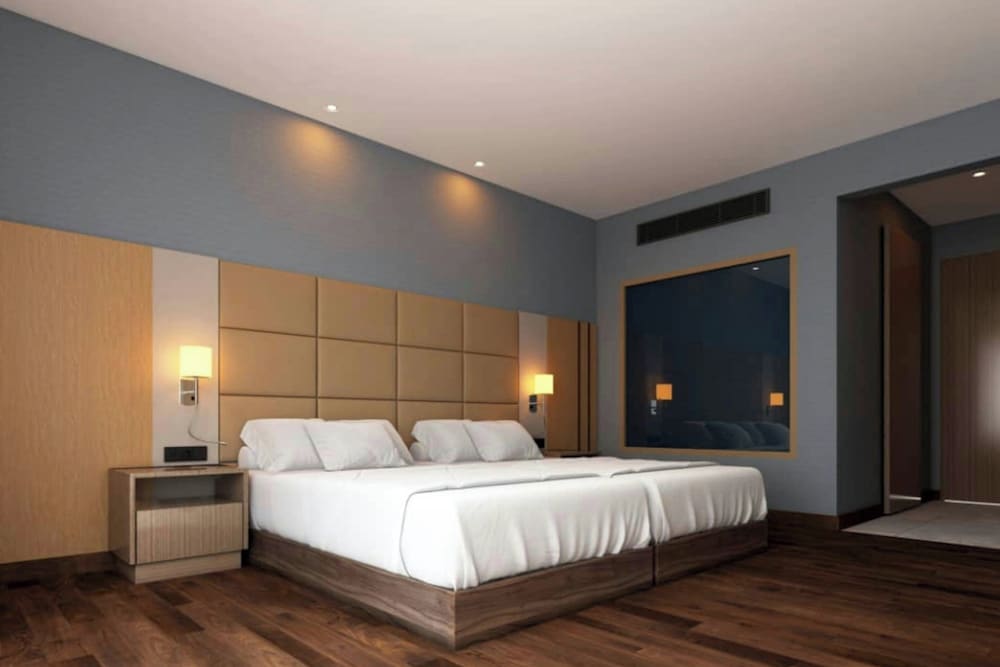 Room at Four Points by Sheraton Accra Kotoka Airport, ACCRA