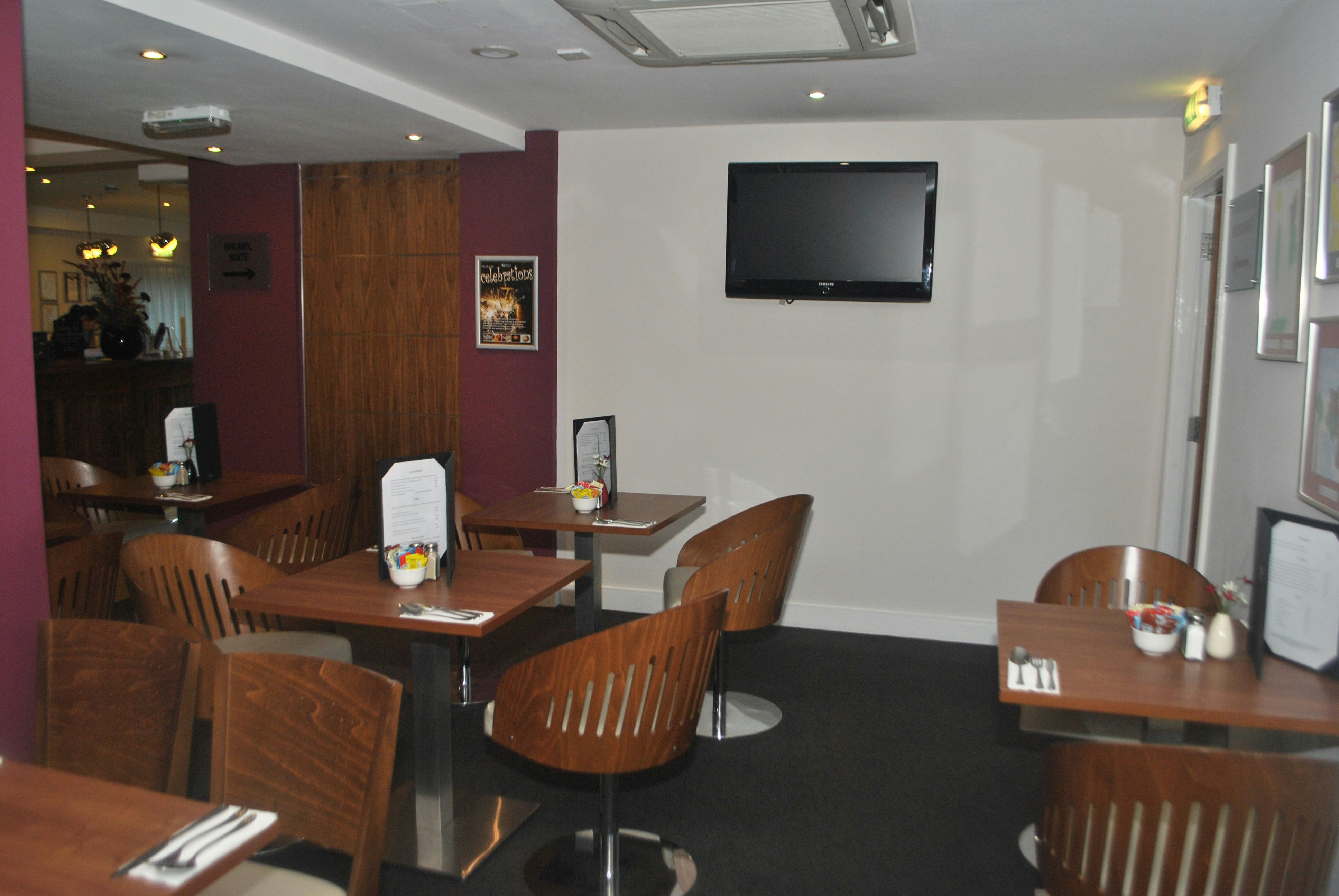 Legacy Preston International Hotel 59/60
