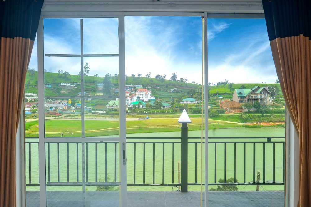 Galaxy Grand Hotel 47/62