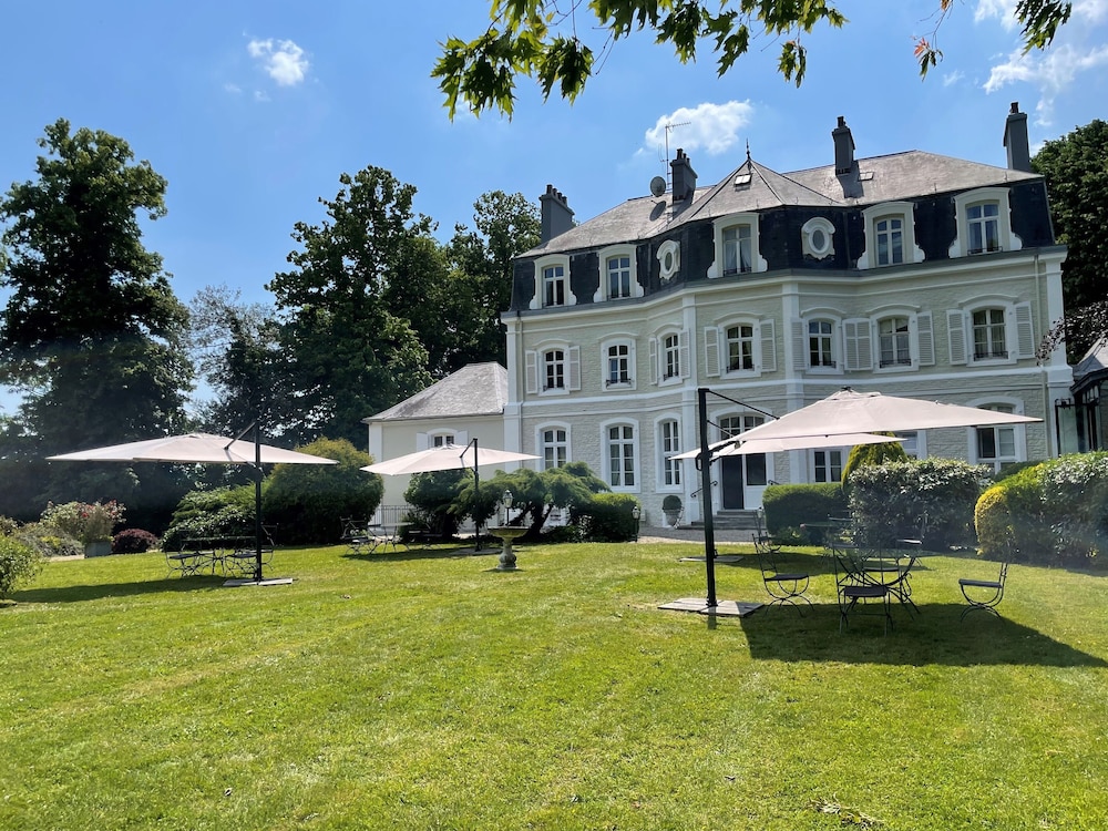 Hotel Chateau Clery 33/37