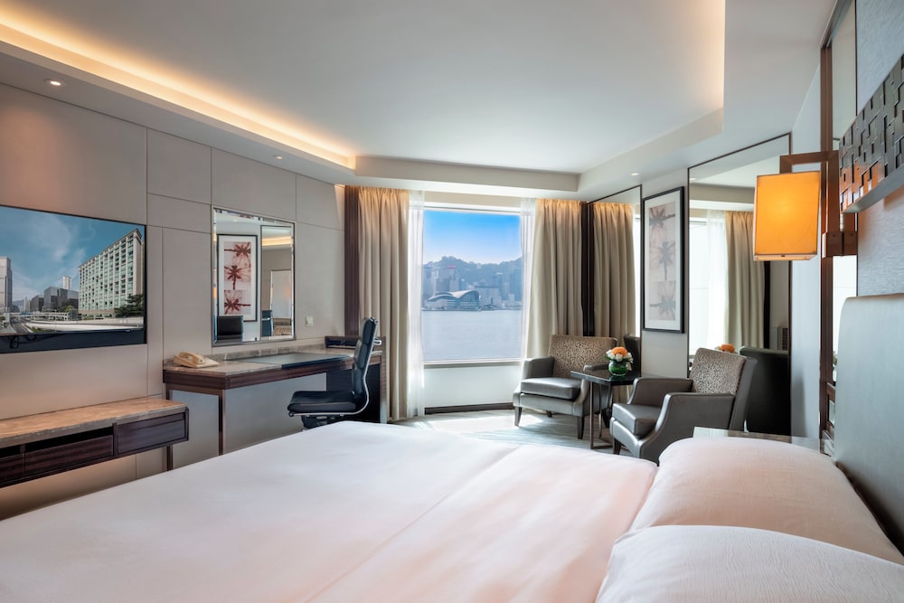 SKYLINE, CLASSIC, KING BED, HARBOUR VIEW