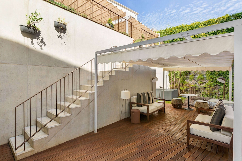 Fontinha Porto a Trademark Collection by Wyndham 38/58