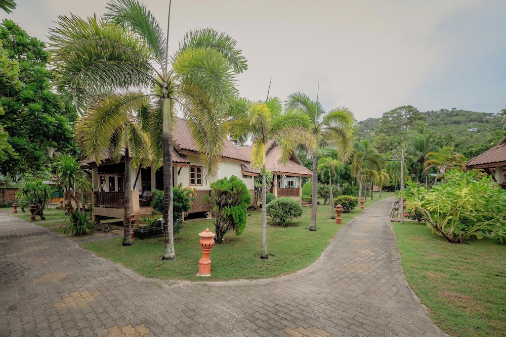 LONG BAY RESORT 37/50