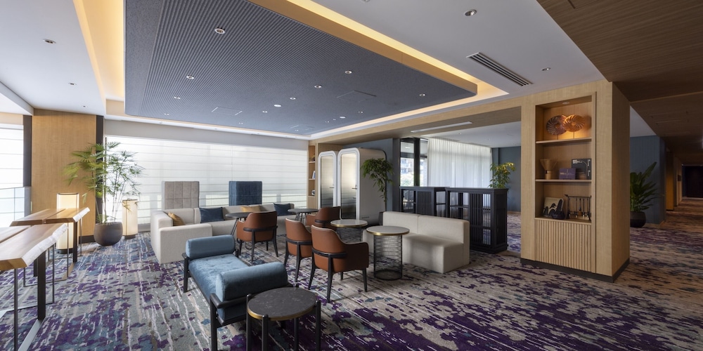 NOVOTEL NARA 67/84