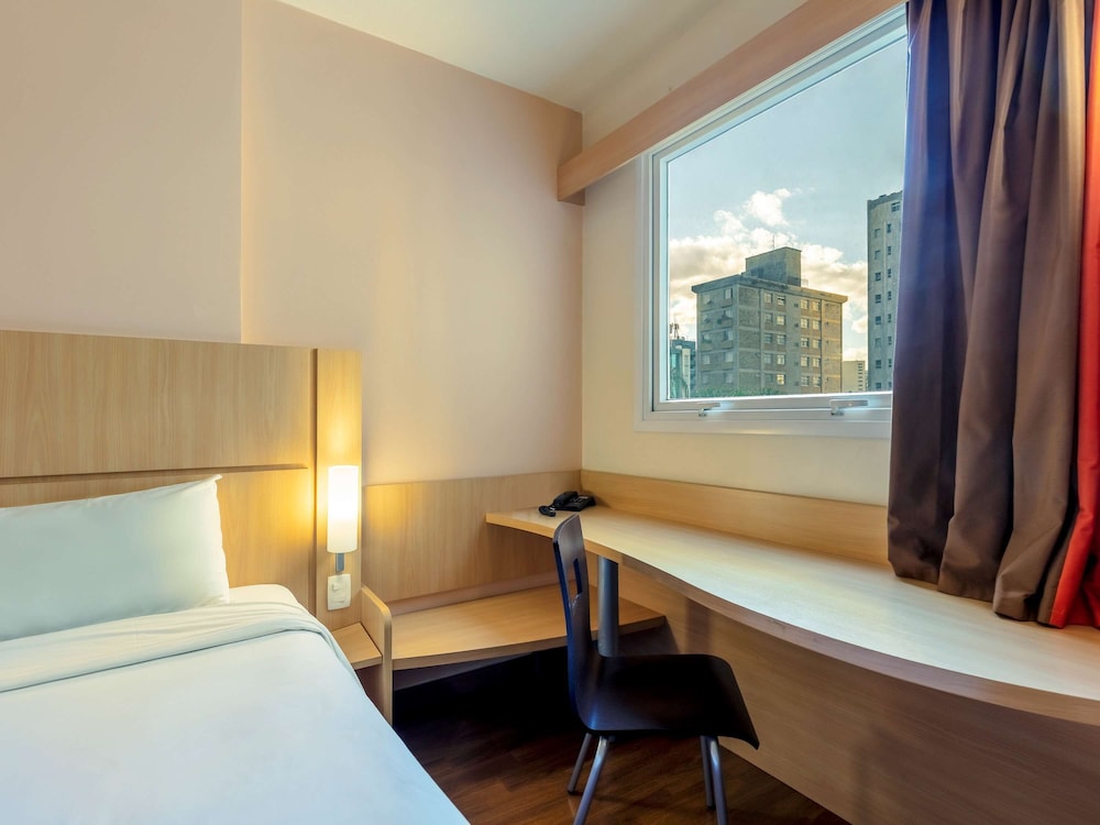 Ibis Belo Horizonte Afonso Pena 28/70