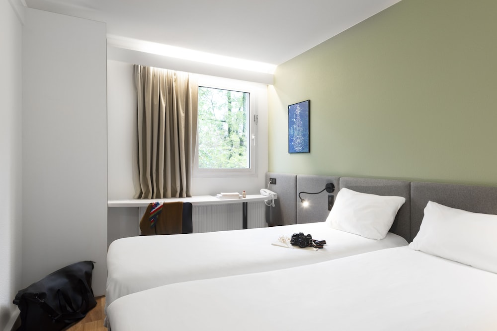 Ibis Nancy Brabois 11/74