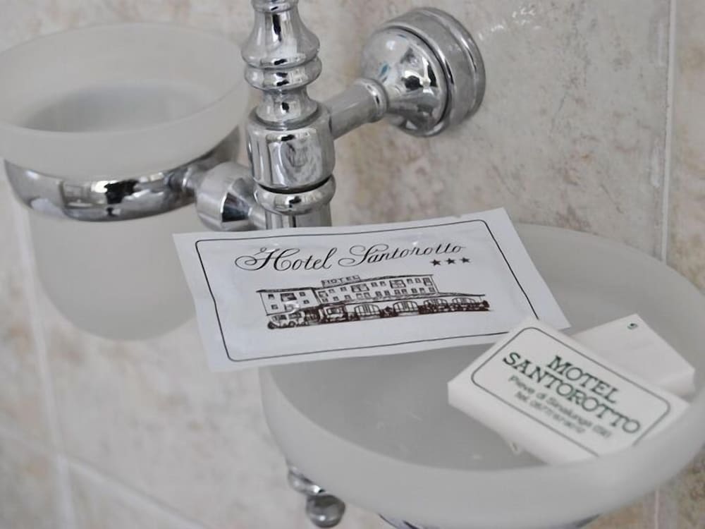 Hotel Santorotto 23/42