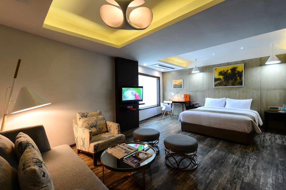 جناح بسرير كوين للمدخنين، Howard Johnson by Wyndham Kolkata 4/7