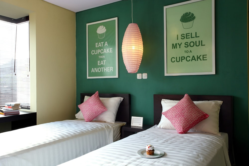 Hotel Legian 12/27