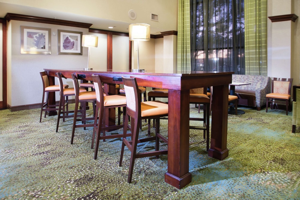 Hampton Inn Linden 56/75