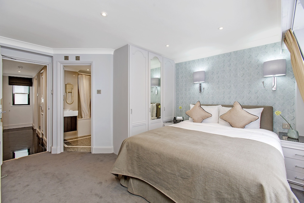 2 BEDROOMS, SUPERIOR, APARTMENT