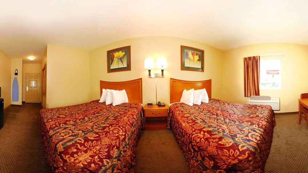 Econo Lodge Inn & Suites Rockmart 13/35