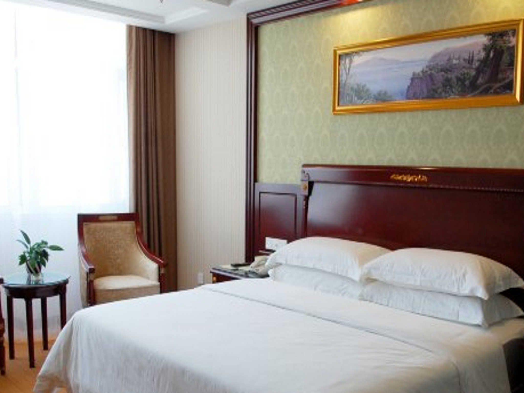 Vienna Hotel Qingdao Jiaozhou Branch 10/19