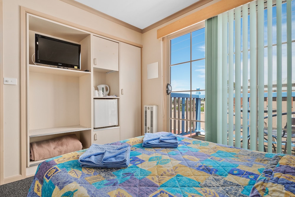Amos House Swansea Ocean Villas 17/26