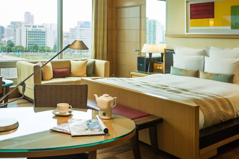 Yeouido Park Centre Seoul Marriott Executive Apartments 31/34